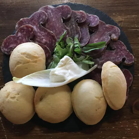 Bed & Breakfast La Bicicletta Rifiorita 3*